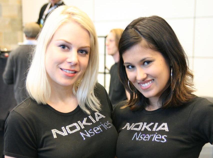 nokia-girls-ed1269ca2ee6d04b2cdc.jpg